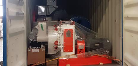 Complete Set SZLH320 Animal Feed Pellet Production Plant packing and shipping to Oman