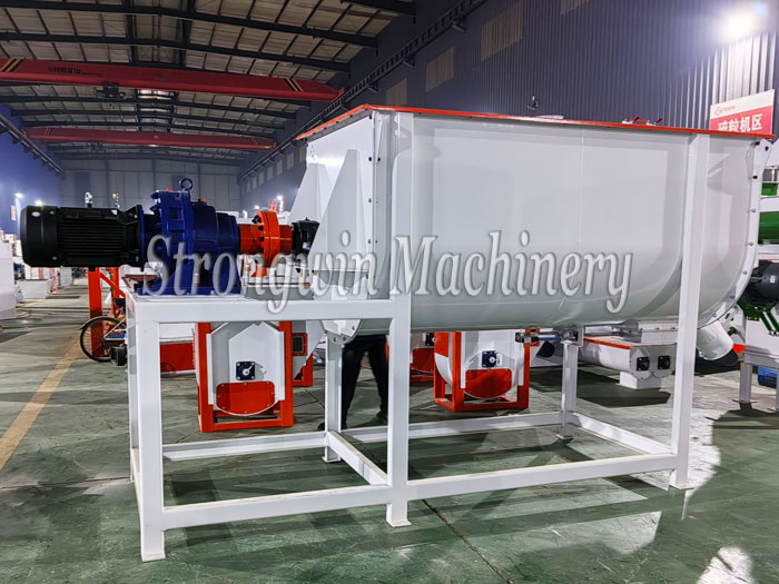 C?te d'Ivoire feed mixer