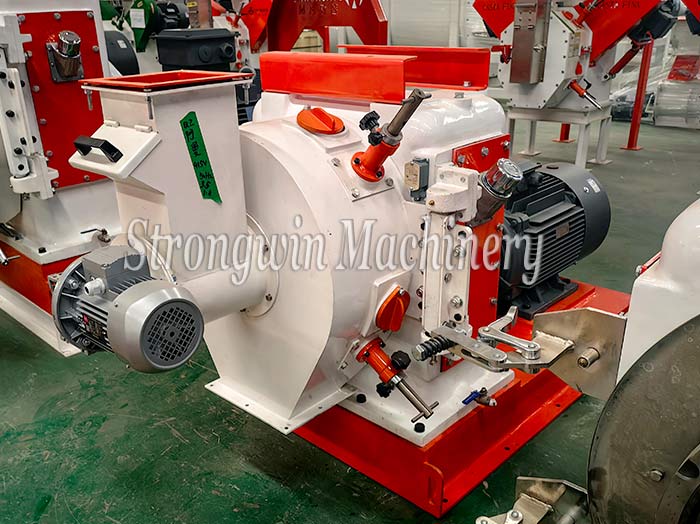 Complete Set SZLH320 Animal Feed Pellet Production Plant packing and shipping to Oman