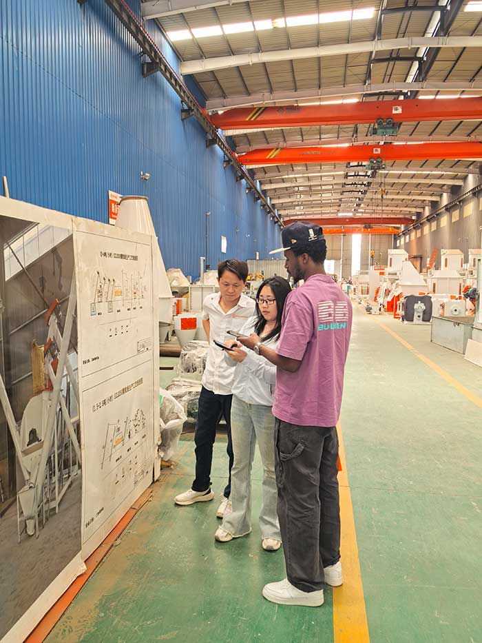 Cote d’Ivoire Customer Visited Strongwin Machinery Factory and Placed Orders for Feed Production Line