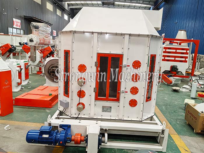 SZLH350 animal feed pellet plant machine packing and shipping