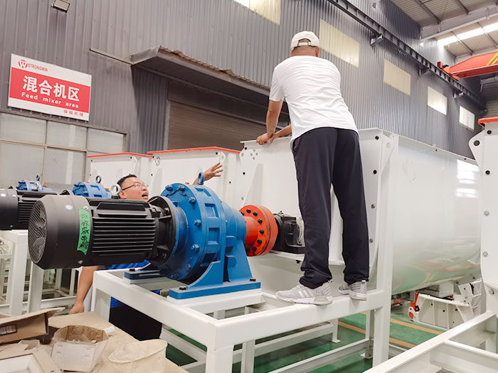 Customers from Inner Mongolia visited our factory